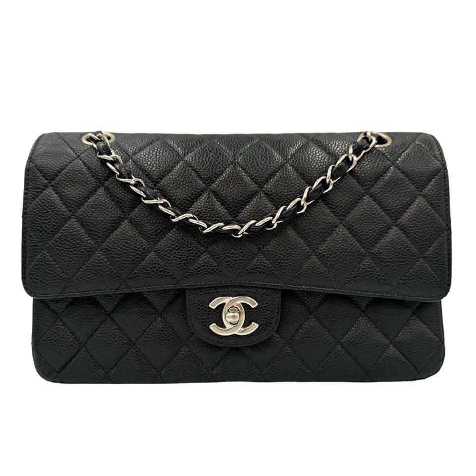 Chanel
Best quality
Whith box’s
110 dhs🇦🇪🇦🇪
size 25cm

Zain158
♥️♥️♥️