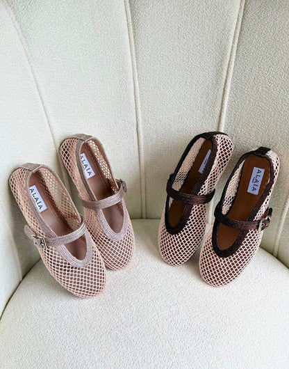 ALAIA
Super *AAA* *+* Quality 💯 
With original packing🎁🎁
SIZE:36and41
Available now
450 dhs🇦🇪🇦🇪

Zain309
♥️♥️♥️