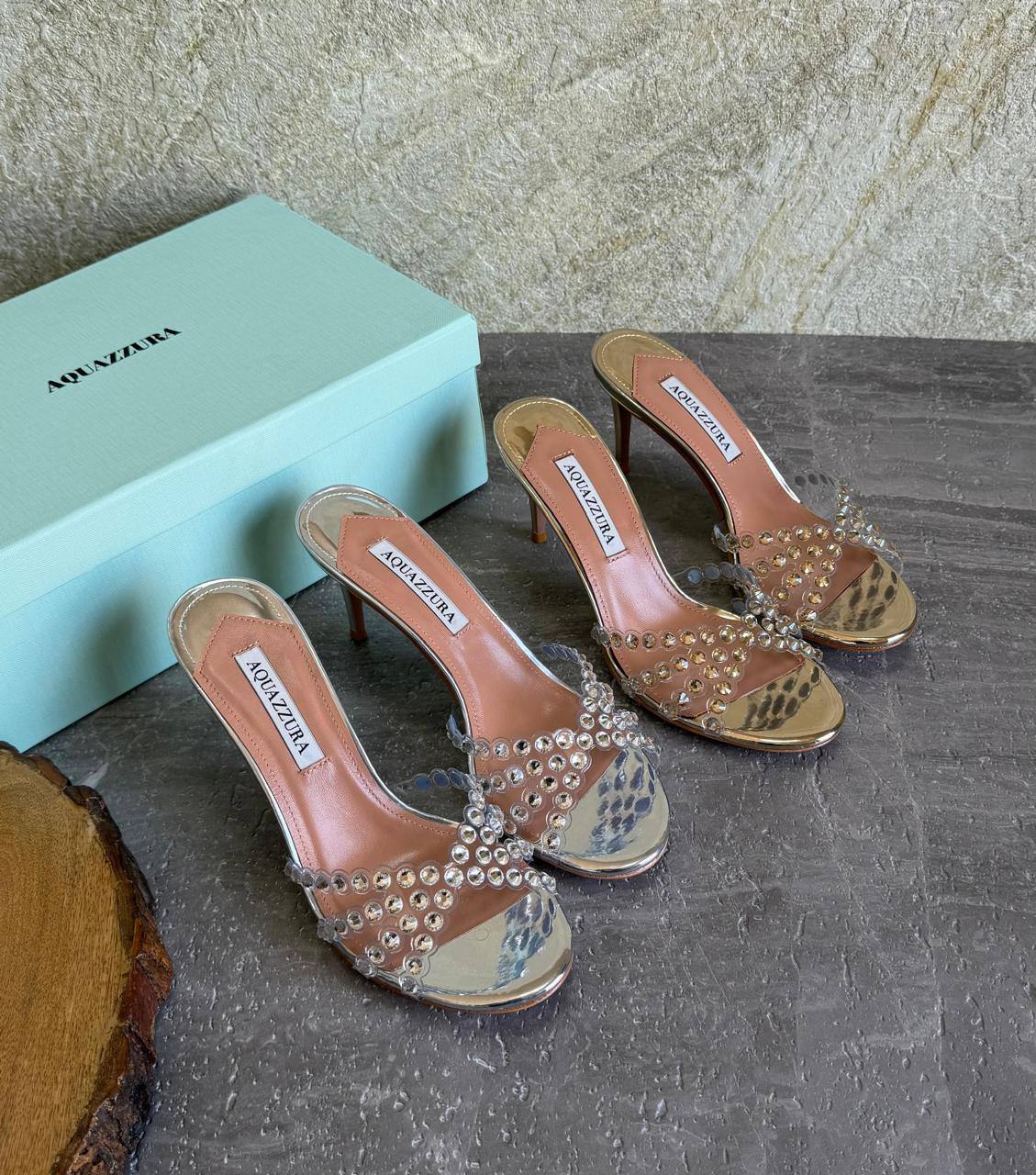 AQUAZZURA🍍
SuperMaster Quality 💯
450 dhs✅
Size: 36-41💥

Zain171
♥️♥️♥️
