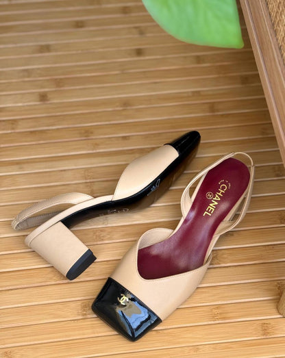 Chanel 🌴
Size 36-41
_Super master high quality_🪡
450 dhs💓

Zain303
♥️♥️♥️