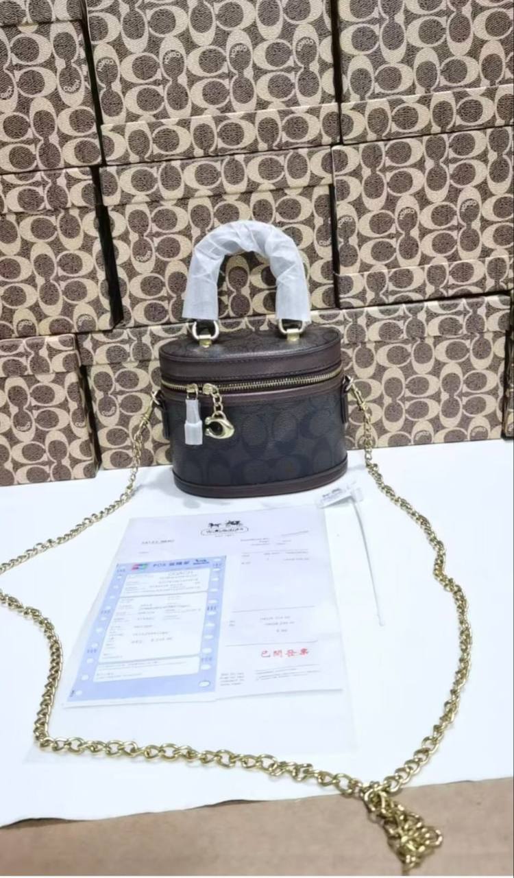 Coach
withbox 
95 dhs🇦🇪🇦🇪

Zain143
♥️♥️♥️