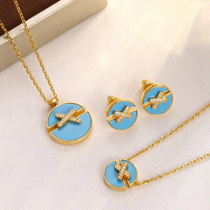 CHOUMET SET 
MASTER💫✨
NECKLACE BRACELET EARRINGS
130 DHS✅
WITH BOX AND PAPER BAG🛍️🎁

Zain89
♥️♥️♥️