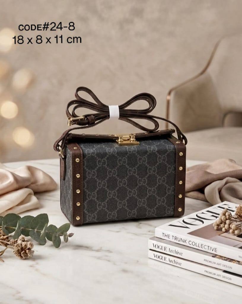 GUCCI ᴛʀᴜɴᴋ ᴄʟᴀssɪᴄ
ᴄʀᴏss ʙᴏᴅʏ ʙᴀɢ
ᴡɪᴛʜ ʟᴏɴɢ ʙᴇʟᴛ sᴛʀᴀᴘ
ɢᴏʟᴅ ʜᴀʀᴅᴡᴀʀᴇ
sɪᴢᴇ: 18 cm

75 dhs🇦🇪

Zain31
♥️♥️♥️