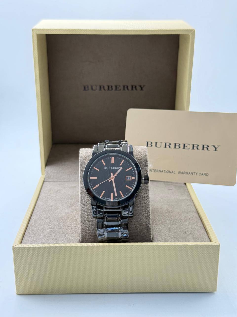 Burberry Ladies 
55 dhs❣️

Zain08
♥️♥️♥️