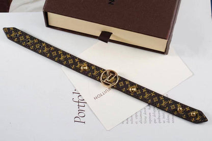 BRACELET 
LEATHER TYPE
45 dhs💓 EACH 
OFFER💥
WITH BOX AND PAPER BAG🛍️🎁

Zain80
♥️♥️♥️