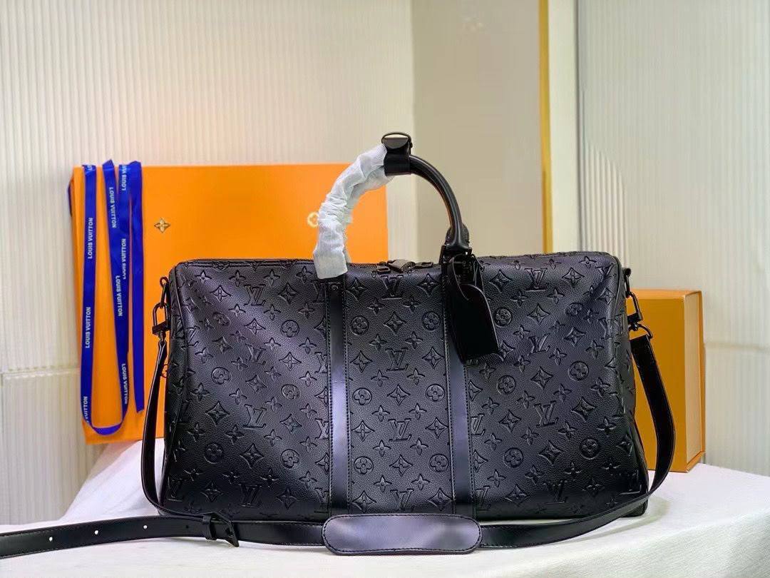 LV
330 dhs🇦🇪🇦🇪

Zain153
♥️♥️♥️