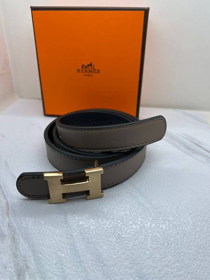 Belts 

50 dhs✅

with box
🎁🎁🎁

Zain182
♥️♥️♥️