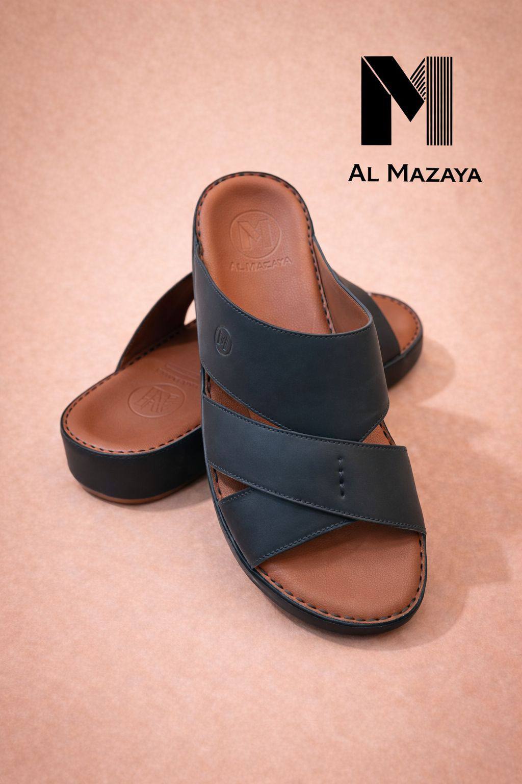 slippers for men good quality  
size available (40to46) 6to12) 

230 dhs🌺

Zain59
♥️♥️♥️