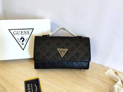 Bags

90 dhs🇦🇪

with box
🎁🎁🎁

size 23cm

Zain26
♥️♥️♥️
