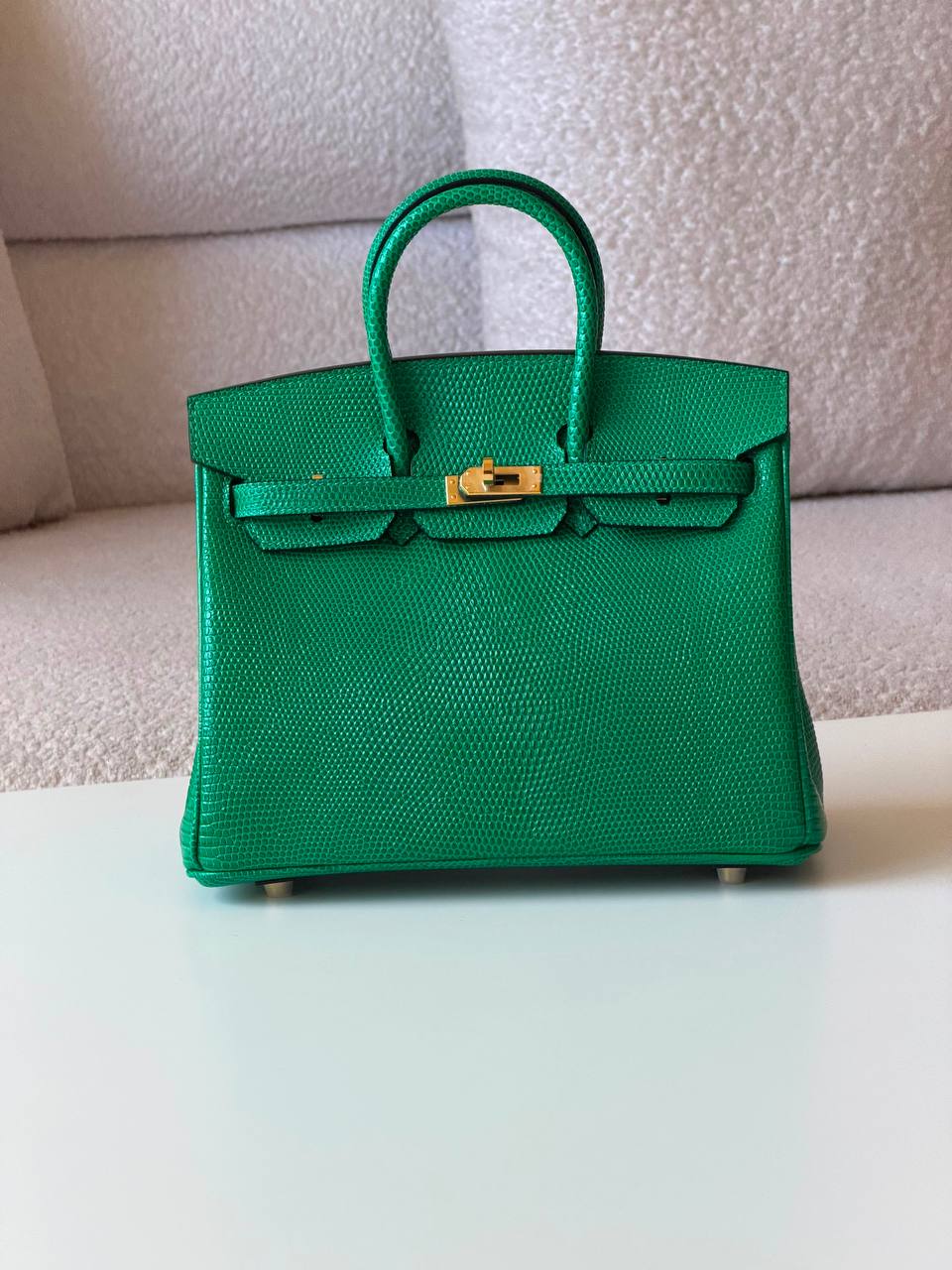 Hermes
Birkin lizard 25cm💥Master quality ✅with box📦
750 dhs✅

Zain52
♥️♥️♥️
