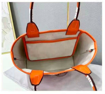 HERMES
 NEW CAME GOOD QUALITY 
100 dhs🇦🇪🇦🇪

Zain295
♥️♥️♥️