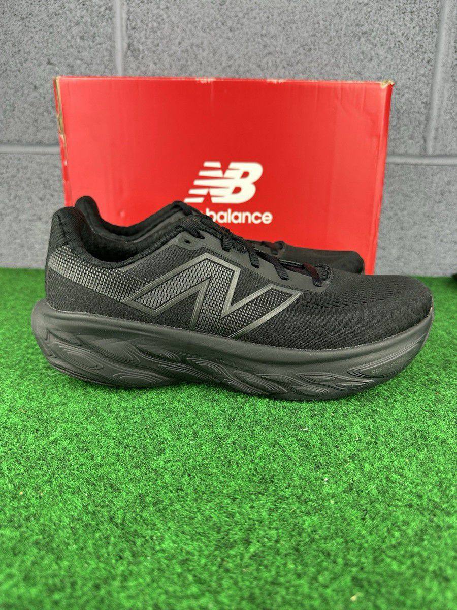 New Balance Fresh Foam X 1080 v14 ‘Black’🖤
36-45 AVAILABLE 🤩
220 dhs🪙💚

Zain241
♥️♥️♥️