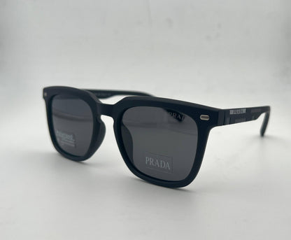 PRADA💥
Sunglasses 🕶️ 
Good quality 💯 
Master box 🗃️ 
50 dhs🌺

Zain273
♥️♥️♥️