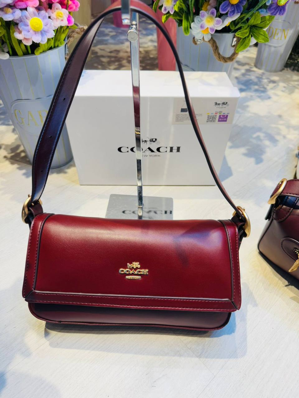 COACH  
ETTA
26cm
105 dhs❤️

with box
🎁🎁🎁

Zain44
♥️♥️♥️