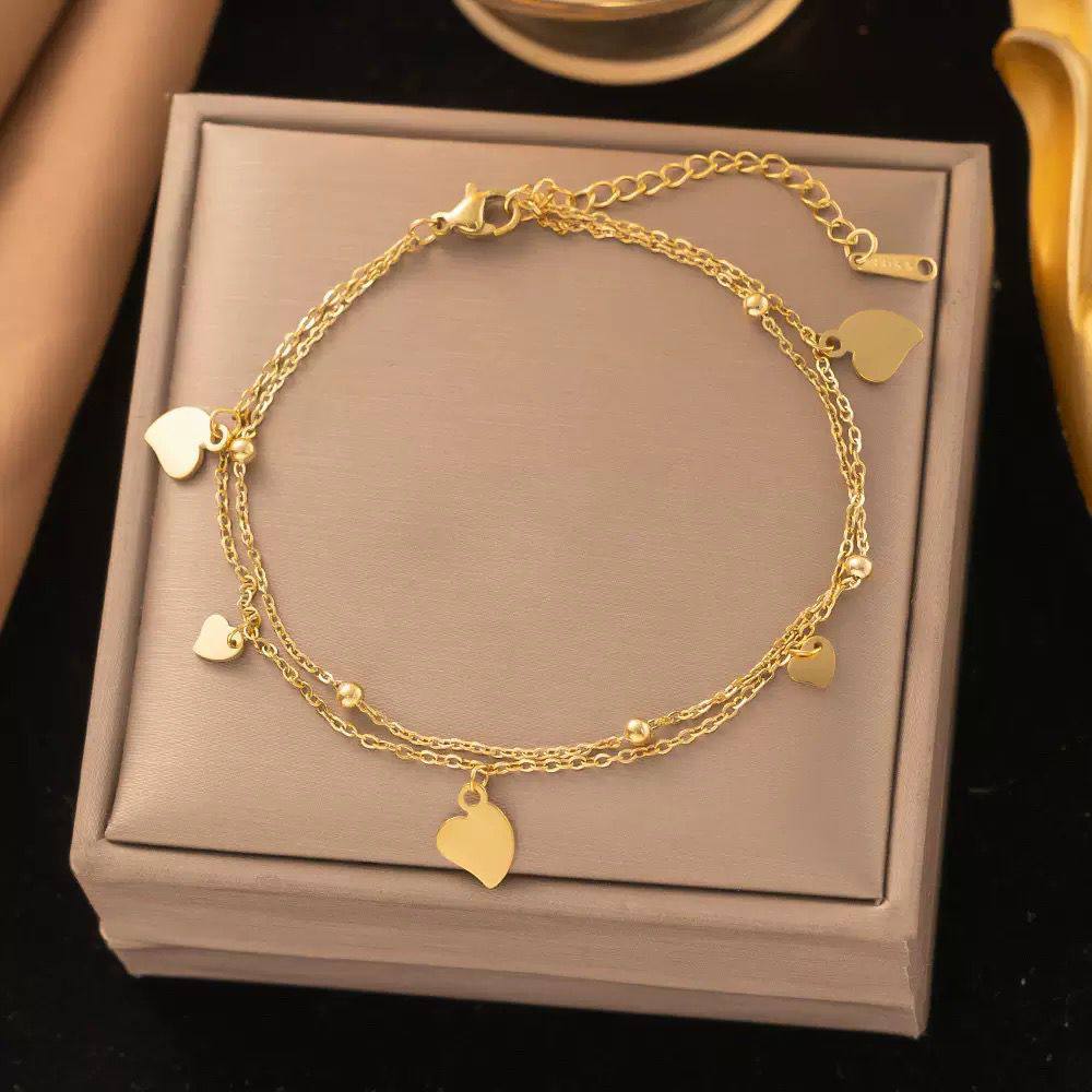 New arrival anklets stainless steel with 18k gold plated. 
Non tarnish 
20 dhs🪙💚

Zain243
♥️♥️♥️