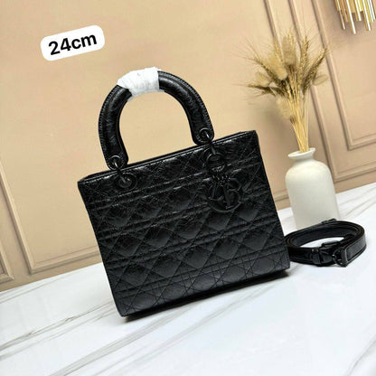 Dior
Master
280 dhs🪙🌨️

Zain228
♥️♥️♥️