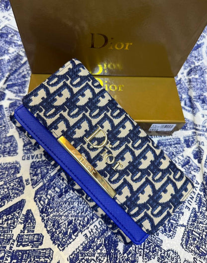 Wallets

With box
🎁🎁🎁

30 dhs🪙💚

Zain93
 ♥️♥️♥️