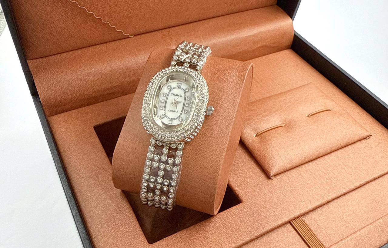 New Stock watches
60 dhs🪙

Zain45
♥️♥️♥️