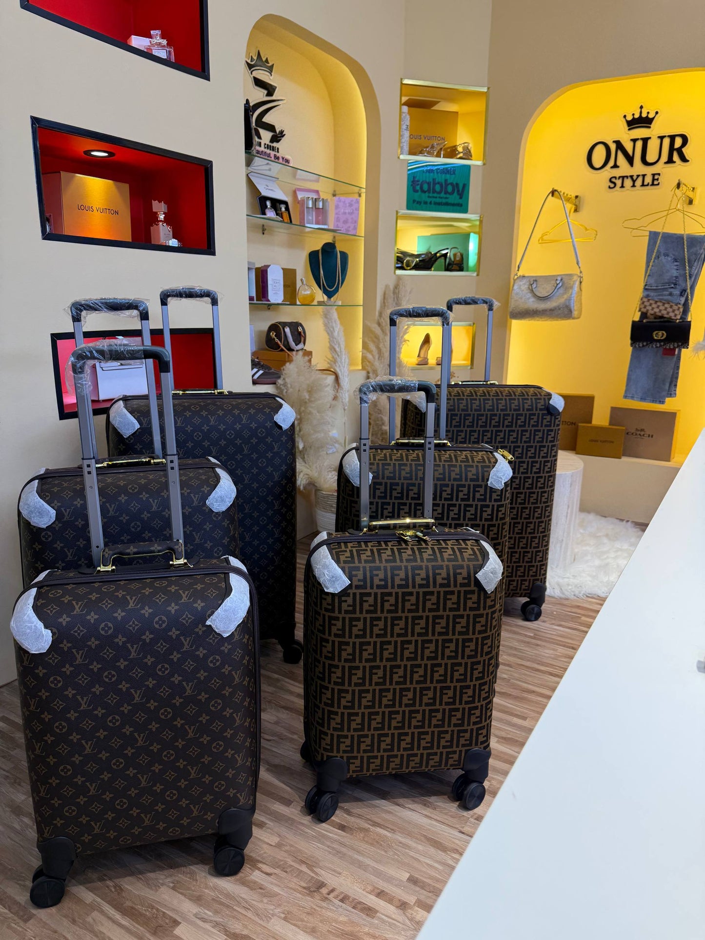 Luggage

570 dhs set

Zain200

اطلبوها من الوتس المثبت في الأعلى👆🏻👆🏻

تواصلو معنا 👈🏻 Zain 
For order WhatsApp pinned 👆🏻

♥️♥️♥️