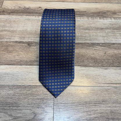 TIE
Master🌺🌺
180 dhs✅

Zain202
♥️♥️♥️