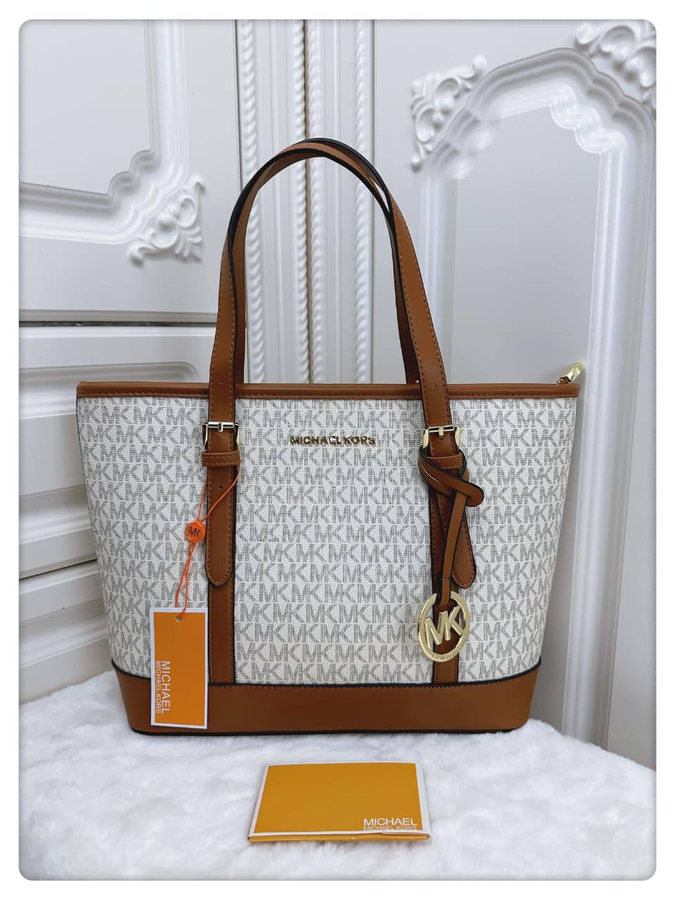 MK
high quality
36cm
110 dhs✅

Zain136
♥️♥️♥️