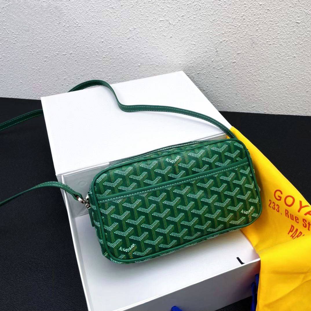 GOYARD 
SLING BAG 
UNISEX
 HIGH QUALITY 
WITH BOX
🎁🎁🎁

100 dhs✅

Zain295
♥️♥️♥️