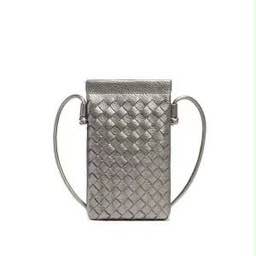 BOTTEGA 
Mobile holding bags
60 dhs💓
size 14*21cm

Zain161
♥️♥️♥️