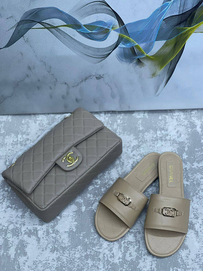 Gucci - Chanel
 bag and shoes set

Shoes Size 36 to 41

170 dhs❣️

Zain175
♥️♥️♥️
