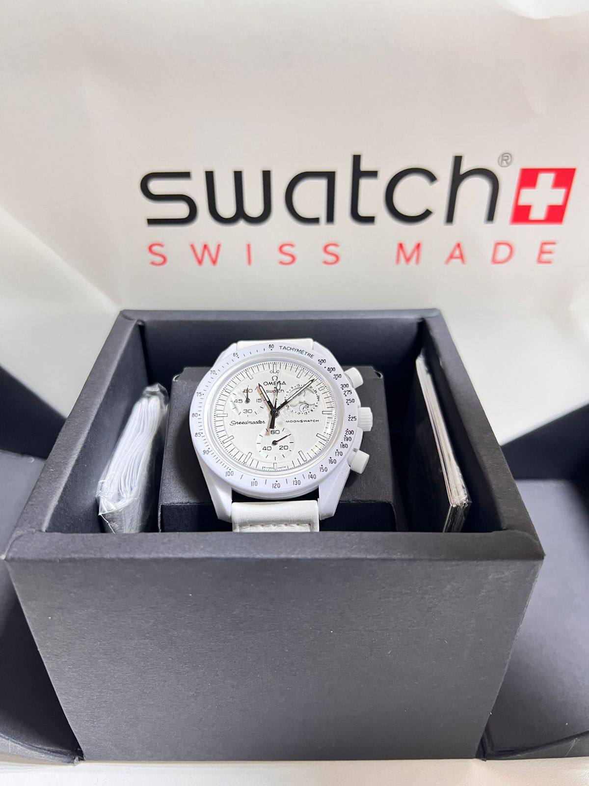 Swatch Omega
60 dhs❤️

Zain85
♥️♥️♥️
