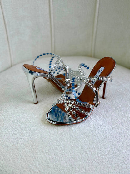 AQUAZZURA
Super *AAA* *+* Quality 💯 
With original packing🎁🎁
SIZE:36and41
Available now
450 dhs✅

Zain308
♥️♥️♥️