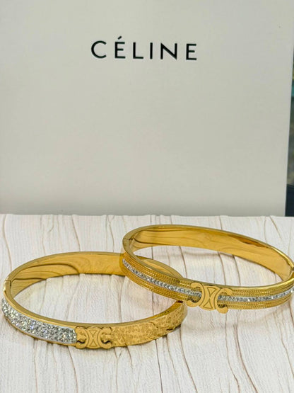 Stainless steel🍁 

Bangle ✨

 Non turnish💕

20 dhs🇦🇪🇦🇪

Zain263
♥️♥️♥️