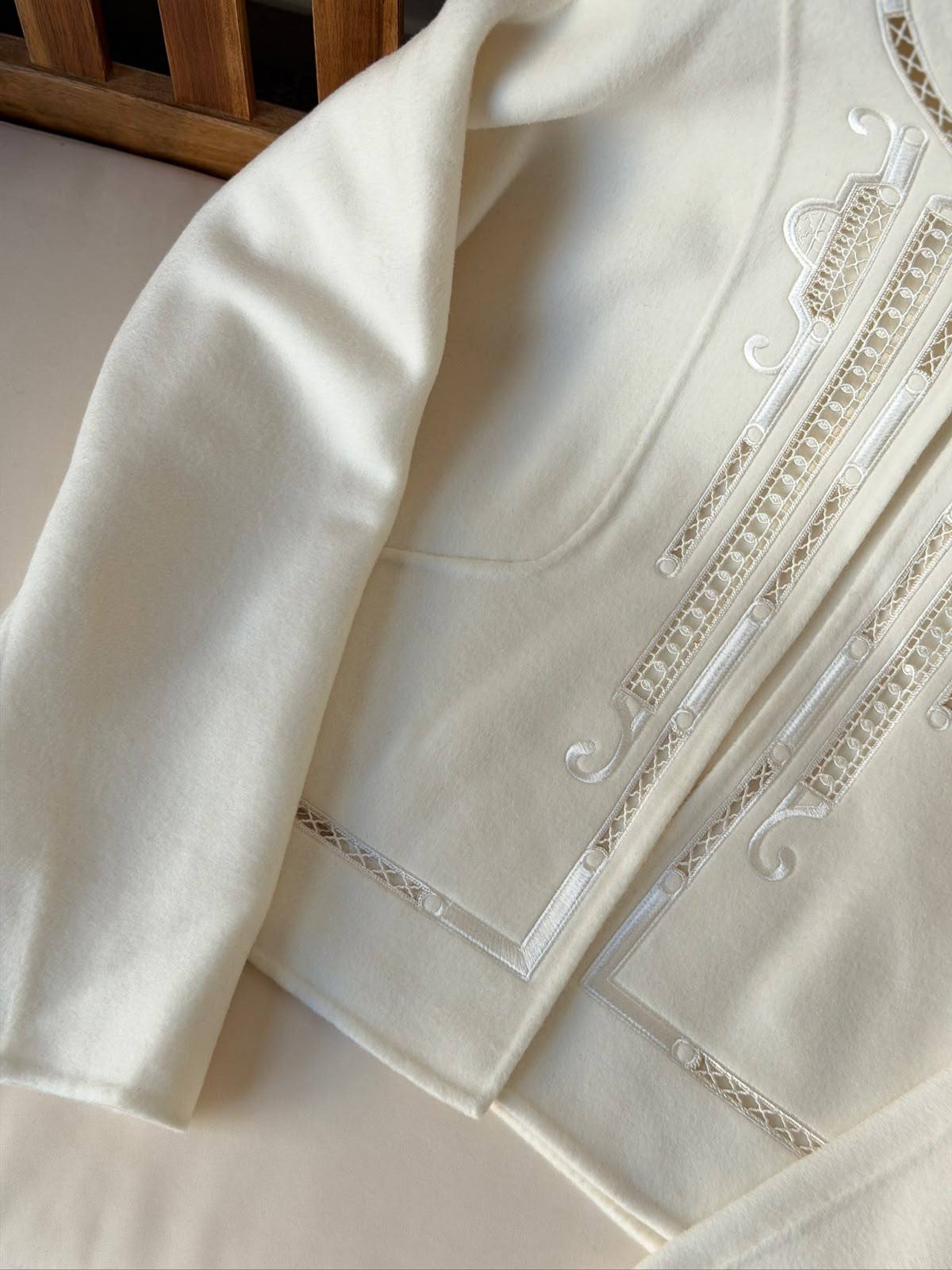 ❤️‍🔥✨HERMES NEW ❤️‍🔥✨
    ✨VIP QUALITY ✨
     💯 CASHMERE
Size : 36-38-40-42
1150 dhs🇦🇪🇦🇪

Zain287
♥️♥️♥️