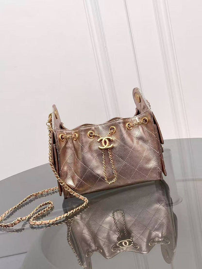 Chanel 

re stokes 
330 dhs🇦🇪🇦🇪

22cm
Zain228
♥️♥️♥️