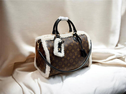 Master Bags 
New Stock
For Price 👇 WTSP Text Zain 0568585901

Zain134
♥️♥️♥️