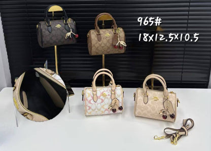 Coach
70 dhs✅

Zain232
♥️♥️♥️