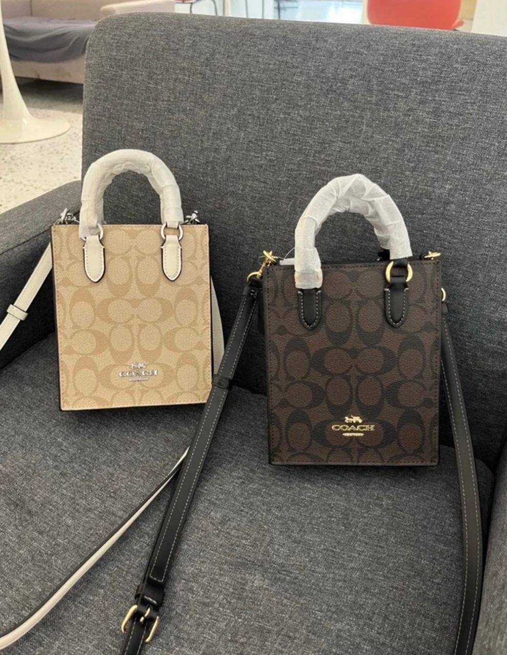 Coach
80 dhs💓

Zain35
♥️♥️♥️
