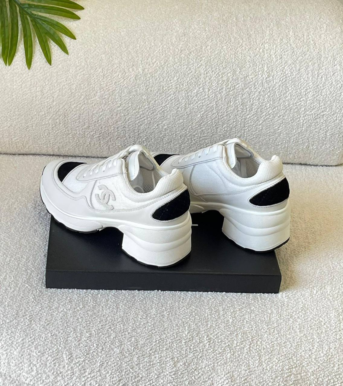 CHANEL 
SuperMaster Quality 💯
450 dhs🪙🌨️
Size: 36 -41 💥

Zain171
♥️♥️♥️