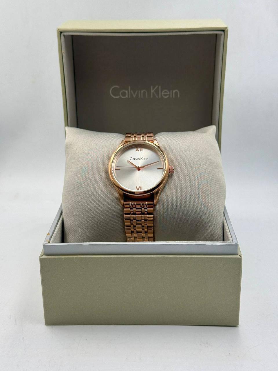 Calvin Klein Ladies 
60 dhs✅

Zain08
♥️♥️♥️