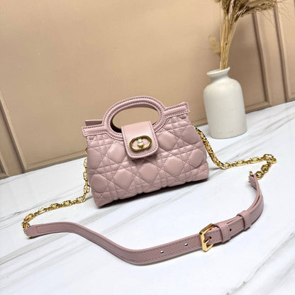 Dior 🙋🏻‍♀️💕 Master
20cm🫶🏼 
300 dhs❣️

Zain228
♥️♥️♥️