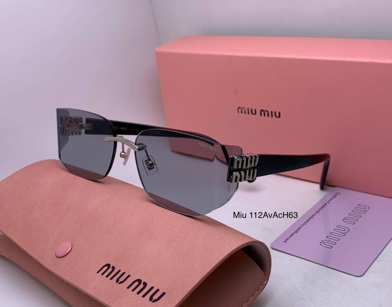 Miu Miu
Master quality 
180 dhs🌺

Zain126
♥️♥️♥️