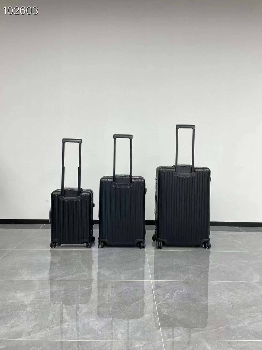 Dior Rimowa
Master💓💓
10kg。650 dhs✅✅
20kg。800 dhs✅✅
30kg。950 dhs✅✅

Zain341
♥️♥️♥️