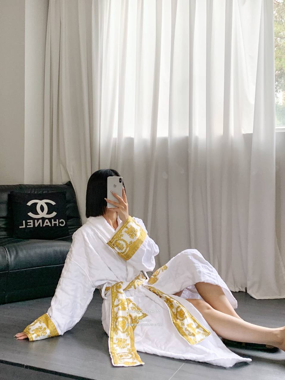 *New collections*                                                
VERSACE BATHROBE
*Super Master quality*
*Sizes:FREE SIZE*

750 dhs🇦🇪🇦🇪

Zain308
♥️♥️♥️