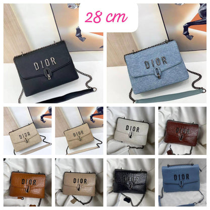 Dior
110 dhs🪙🌨️

Zain143
♥️♥️♥️