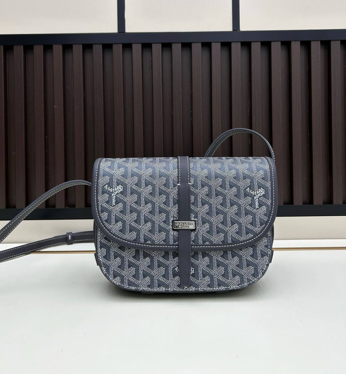 GOYARD 
SLING BAG NEW CAME UNISEX HIGH QUALITY WITH BOX 🎁🎁🎁

110 dhs💓

Zain39
♥️♥️♥️