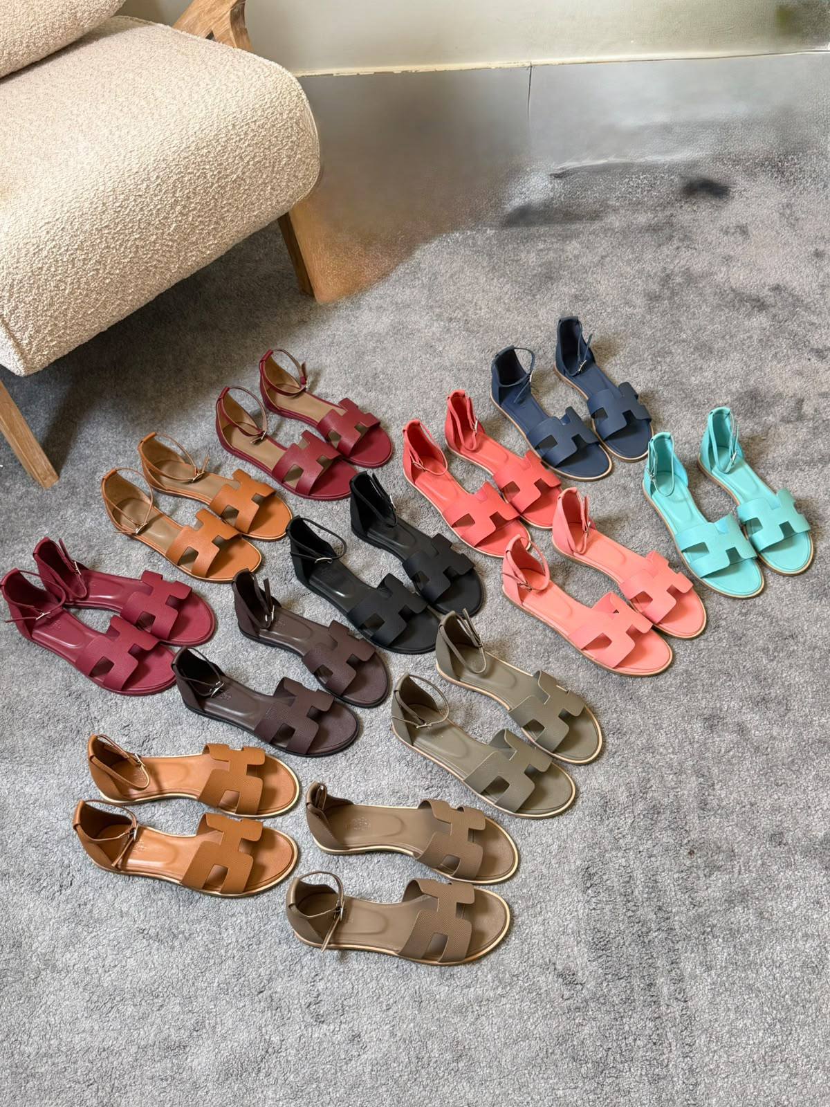 Hermes

𝐒𝐢𝐳𝐞𝐬: 𝟑𝟔 — 𝟒𝟏

430 dhs🇦🇪🇦🇪
Zain298
♥️♥️♥️