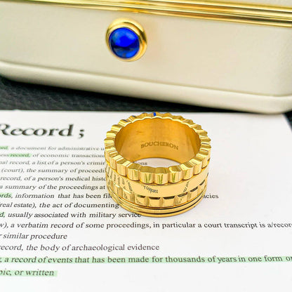 BOUCHERON 😍
Ring 💍 available size👇
6,7,8,9
Master quality 💯
With normal boxes 📦 
45 dhs🇦🇪🇦🇪

With master box
125 dhs🇦🇪🇦🇪

Zain216
♥️♥️♥️
