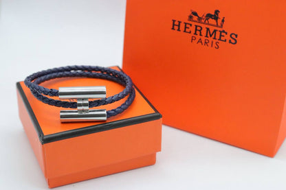 Bracelet 
55 dhs💓
+Box and paper bag🎁

Zain33
♥️♥️♥️
