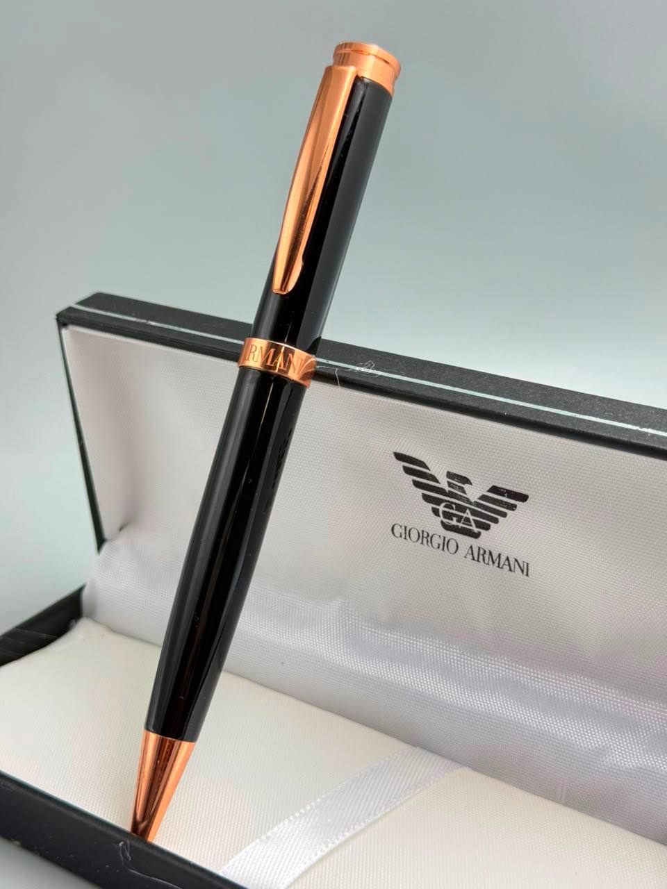 Pen
55 dhs🇦🇪🇦🇪

Zain182
♥️♥️♥️
