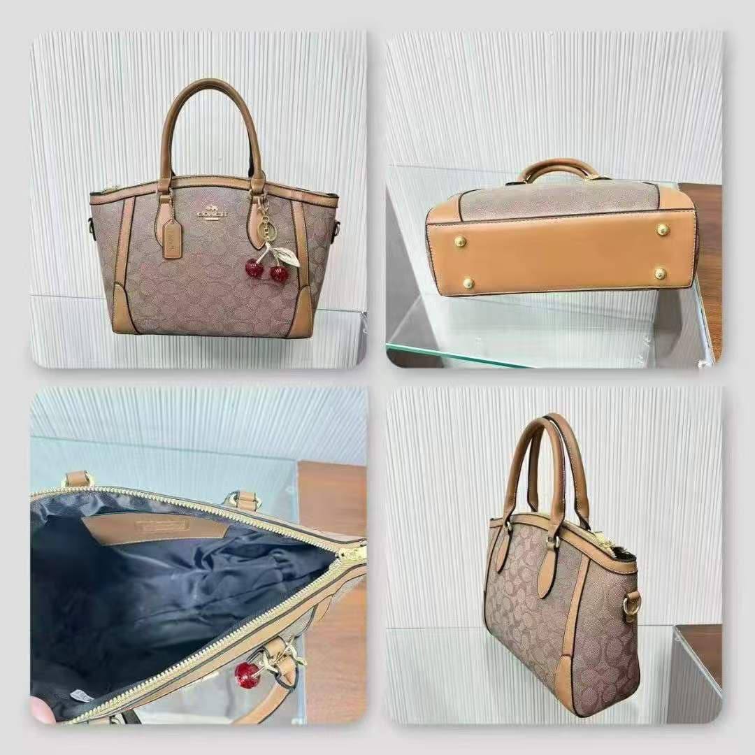 Coach
Wihh box 
75 dhs🇦🇪🇦🇪

Zain232
♥️♥️♥️