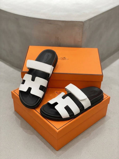 NEW CAME

HERMES Lady slipper🥿
Withbox & Paper Bag🛍️

Size: 36 TO 41 🎉

100 dhs🇦🇪🇦🇪
Zain40
♥️♥️♥️